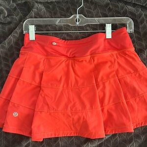 Lululemon size 4 skirt
